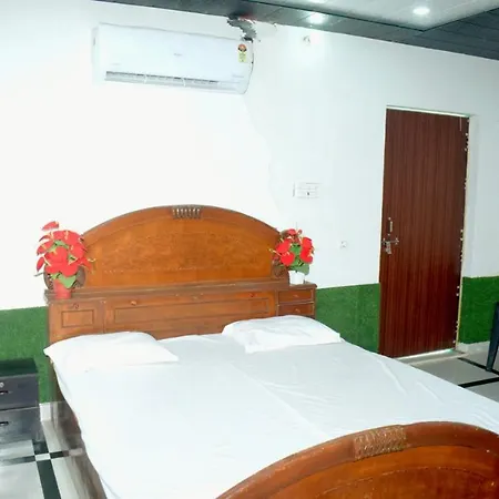 Radhey Krishna Home Stay Mathura Exterior photo