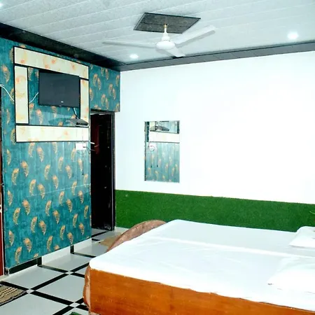 Radhey Krishna Home Stay Mathura Exterior photo