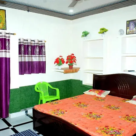 Radhey Krishna Home Stay Mathura Exterior photo