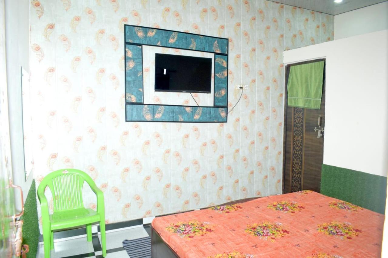 Radhey Krishna Homestay *